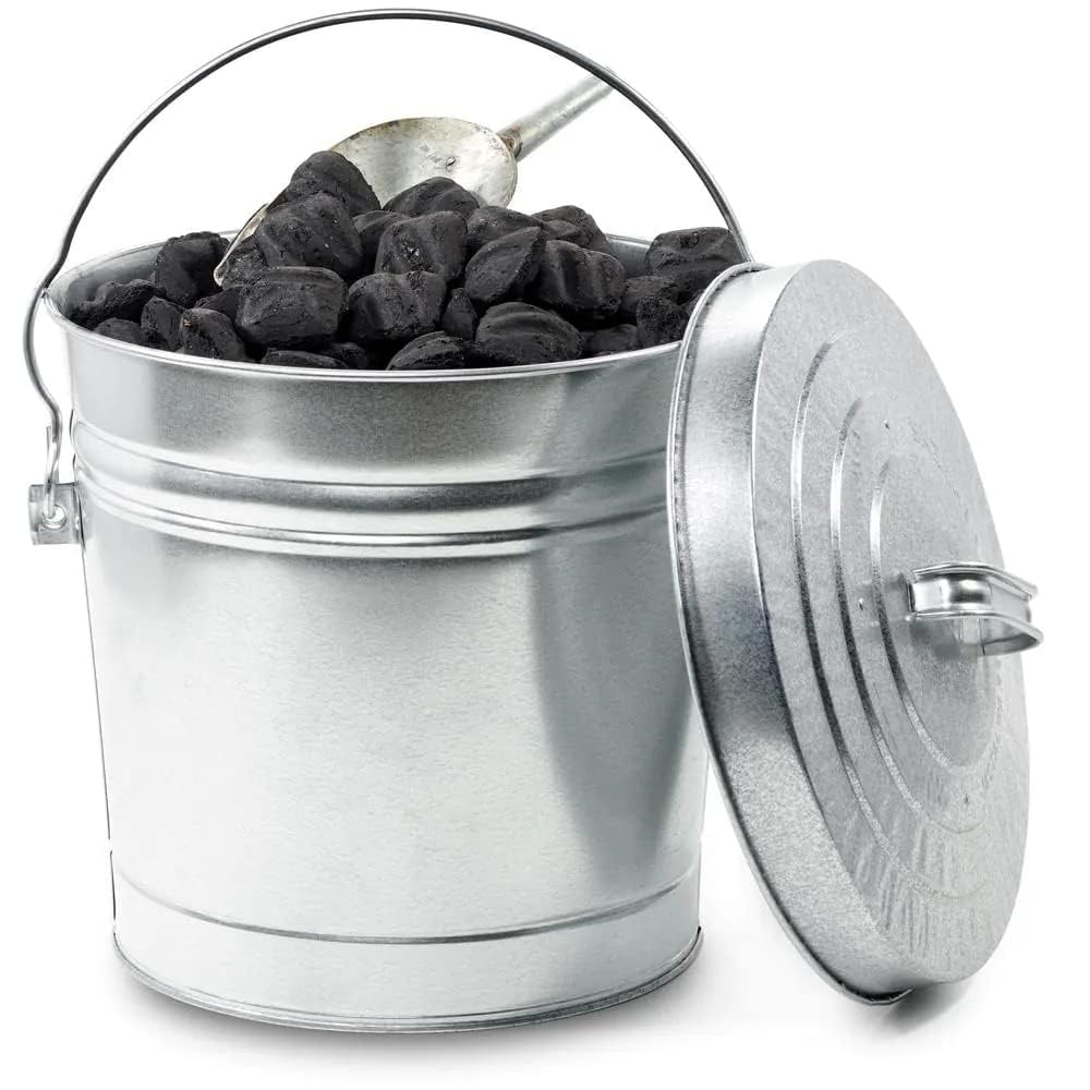 10-Gallon Galvanized Steel Trash Can with Locking Lid L59376