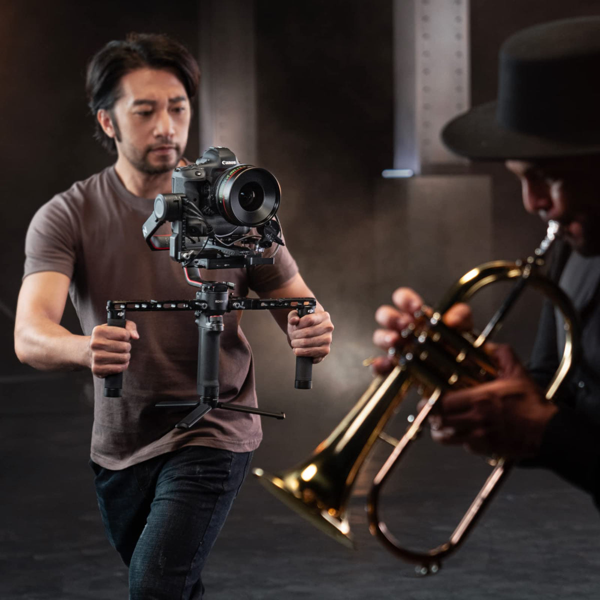 3-Axis Gimbal Stabilizer for DSLR and Mirrorless Cameras, Carbon Fiber, Black F276154