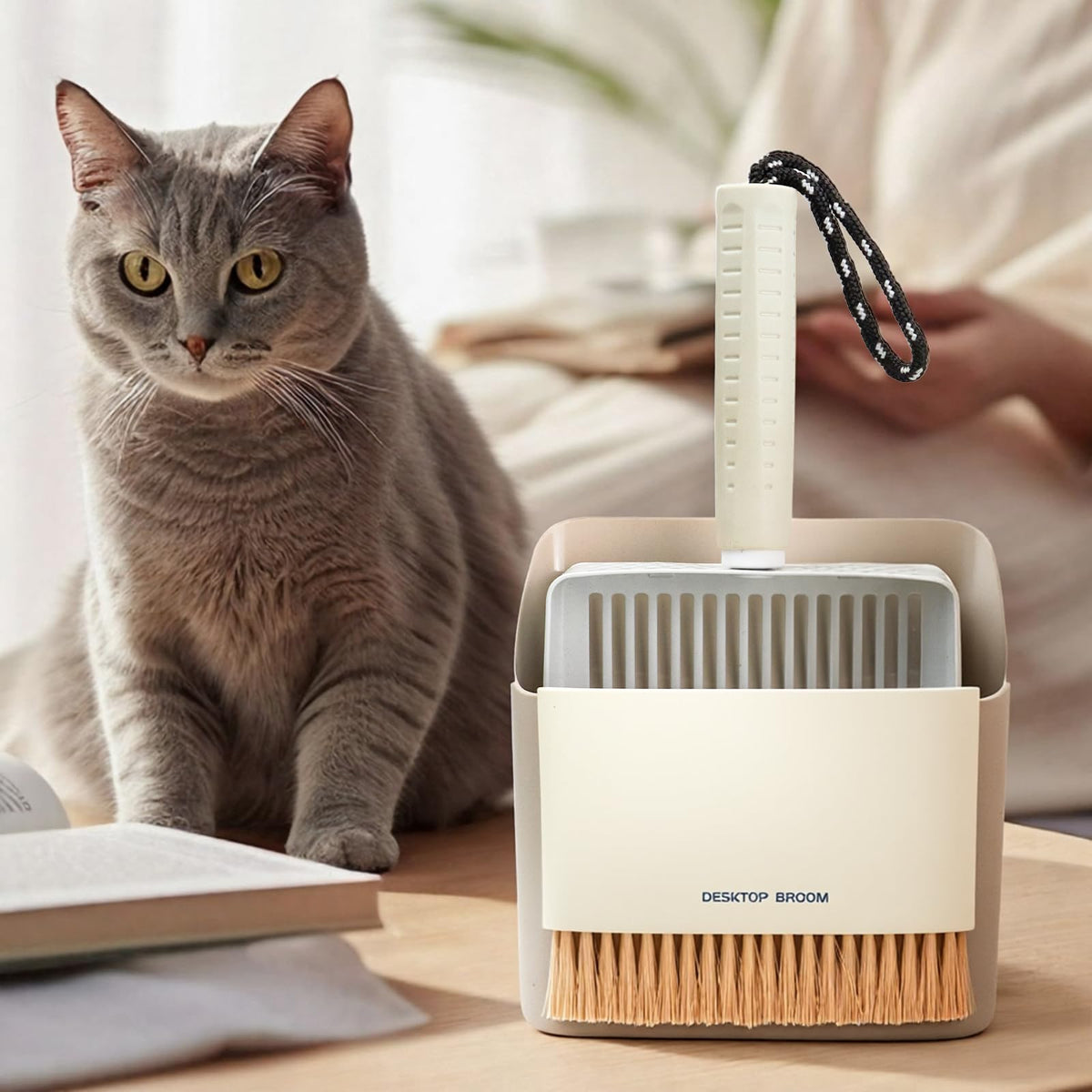 Stainless Steel Cat Litter Scoop with Holder W45491